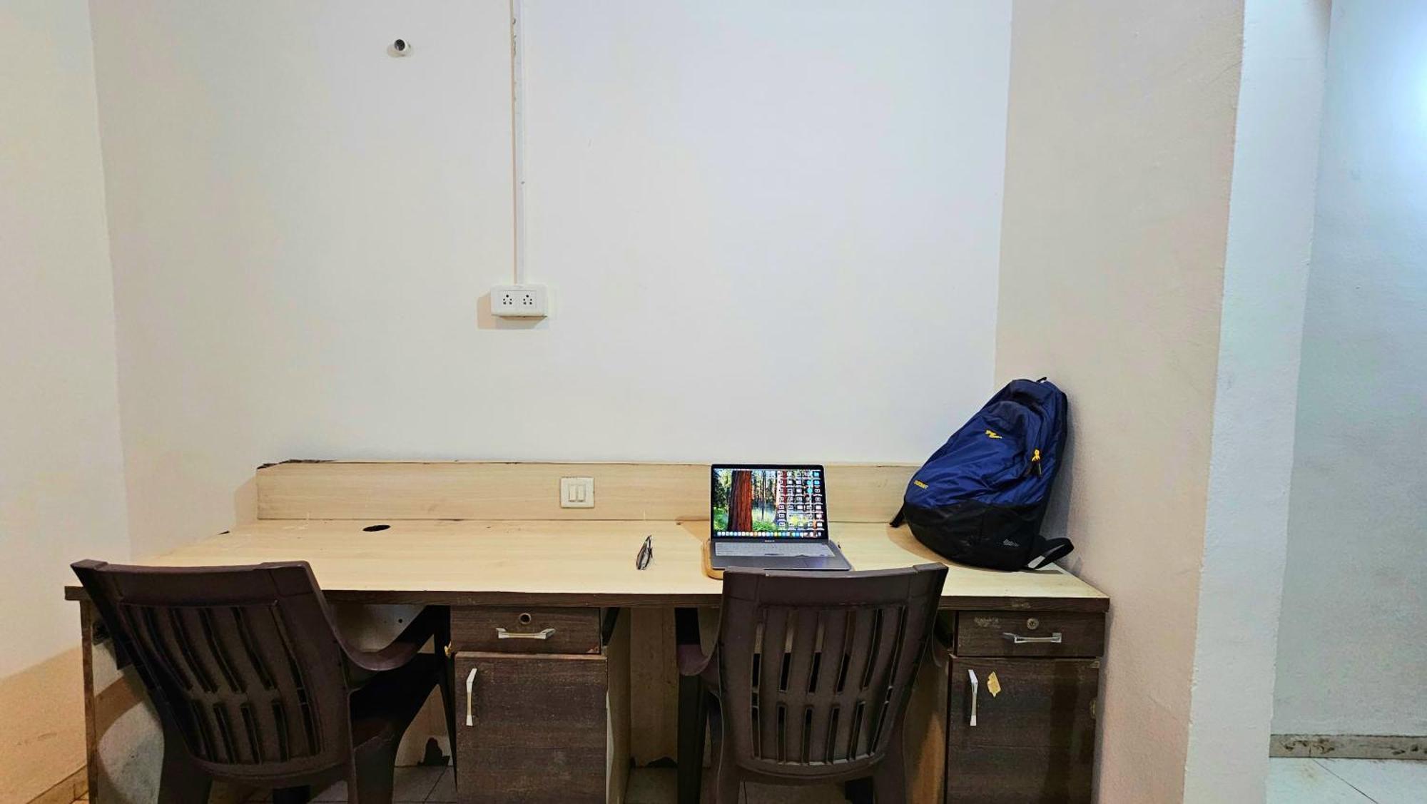 Elephant House - Boutique Hostel & Cowork Méribel Village Екстериор снимка